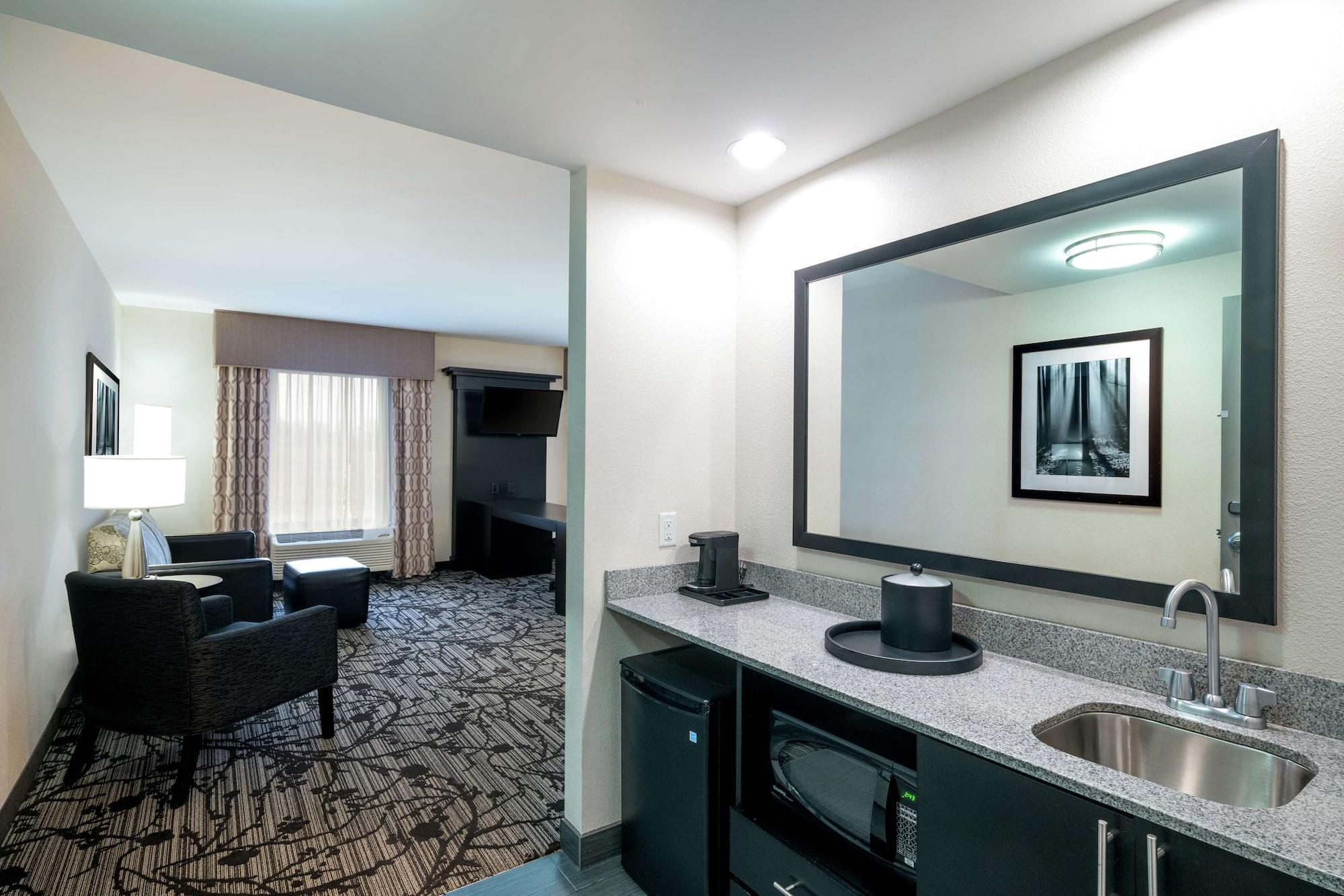 Hampton Inn And Suites Roanoke Airport/Valley View Mall Kültér fotó