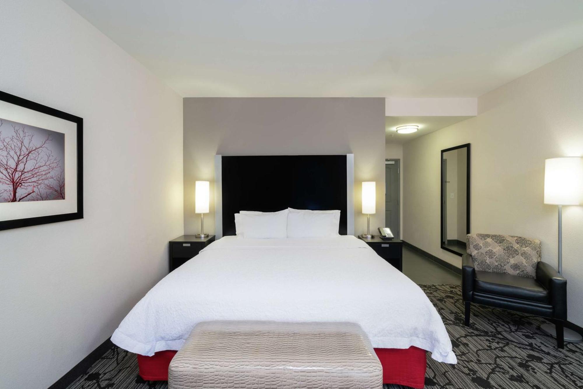 Hampton Inn And Suites Roanoke Airport/Valley View Mall Kültér fotó