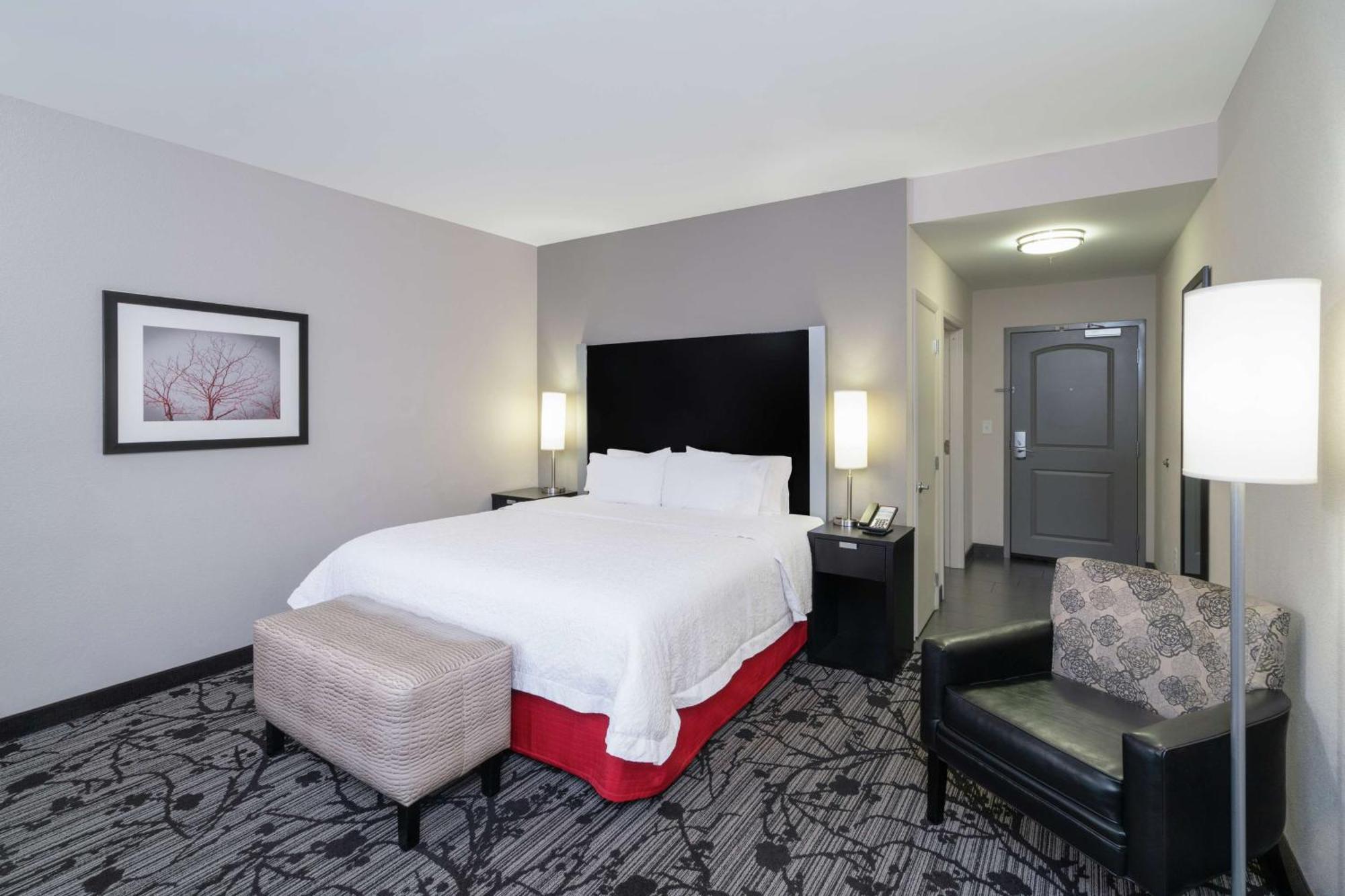 Hampton Inn And Suites Roanoke Airport/Valley View Mall Kültér fotó